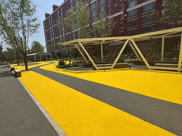 離石高級中學附屬院 (2).jpg